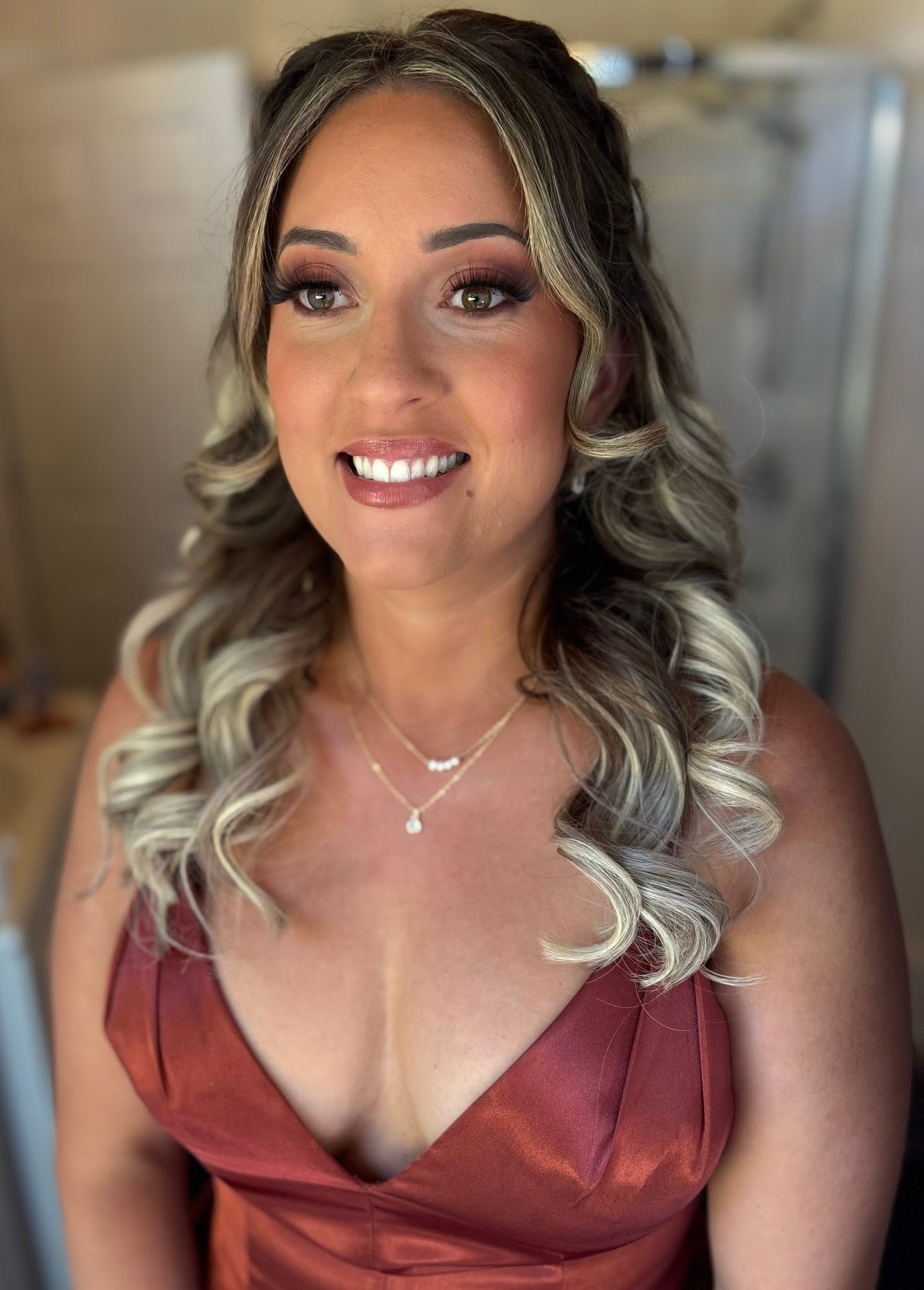 Glowy Hydrated Soft Glam Look