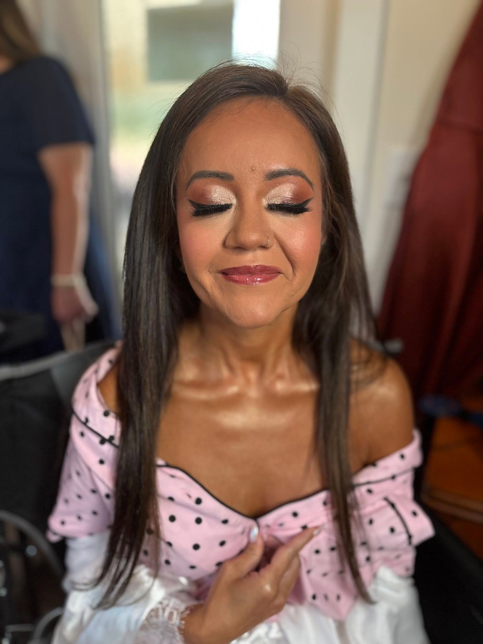 Satin skin glowing makeup style