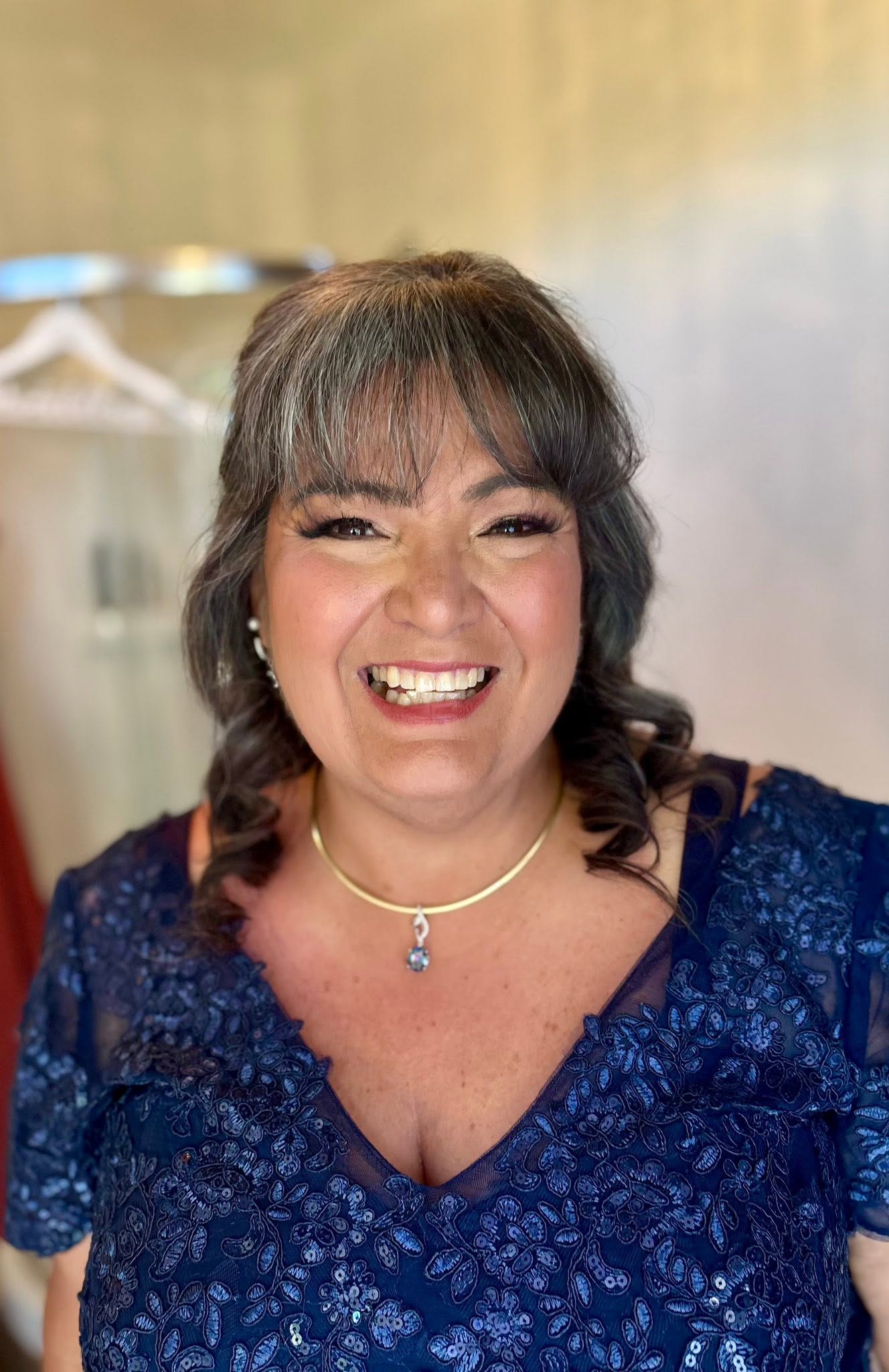 Insta Wedding Glam Veil Portrait